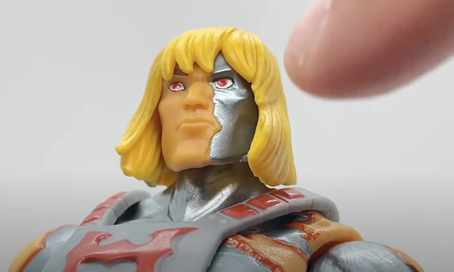 Faker-Half-He-Man-Cyborg-Head-Sculpt
