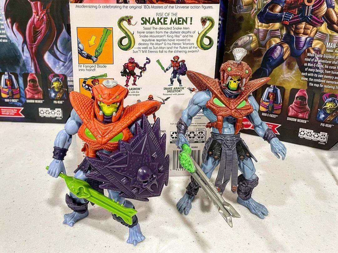 Snake Armor Skeletor MOTU Origins Wave 12 MOTU 200x Comparison 2