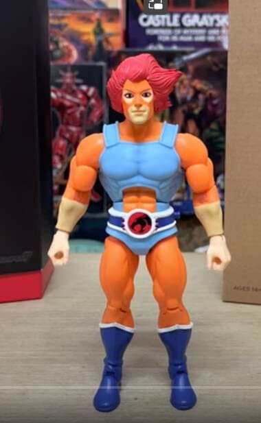 Super7 ThunderCats Ultimates Lion-O Toy Variant In hand 2