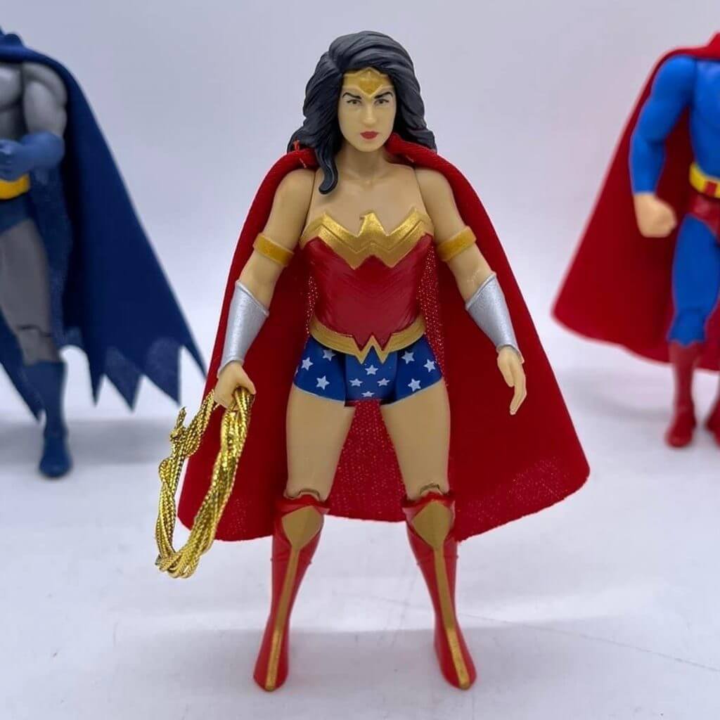 Wonder Woman Red Cape