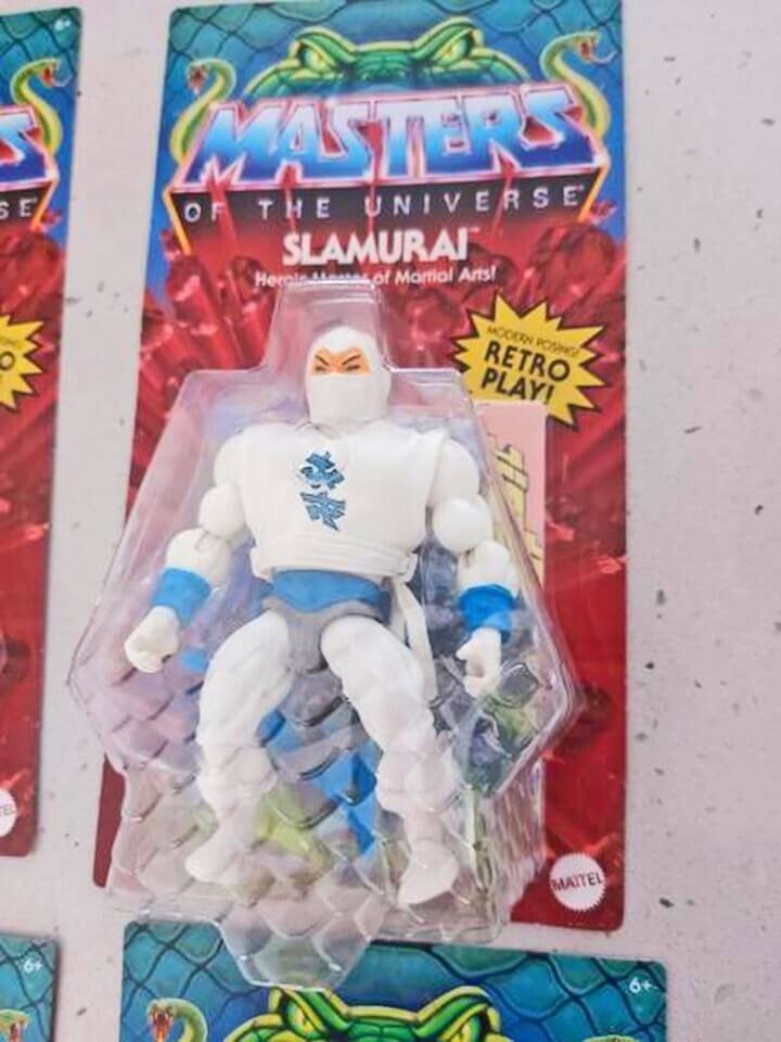MOTU Origins Slamurai close up Wave 13 in hand