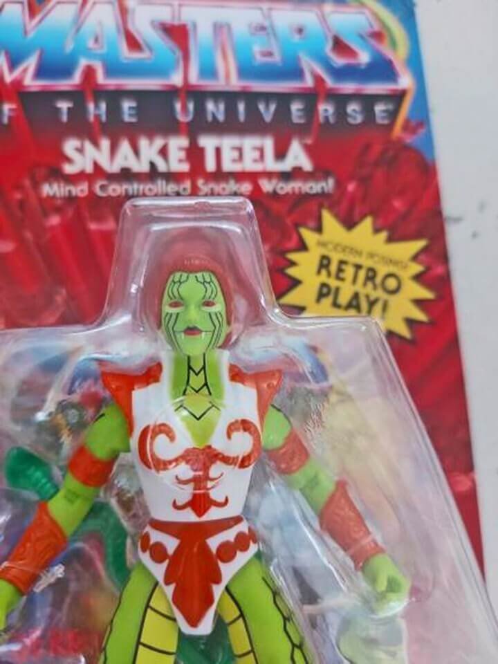 MOTU Origins Snake Teela Wave 13 in hand close up