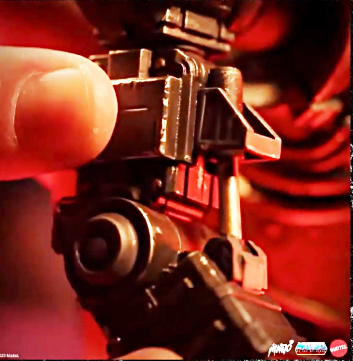 Mondo-Trap-Jaw-Sixth-Scale-Figure-1