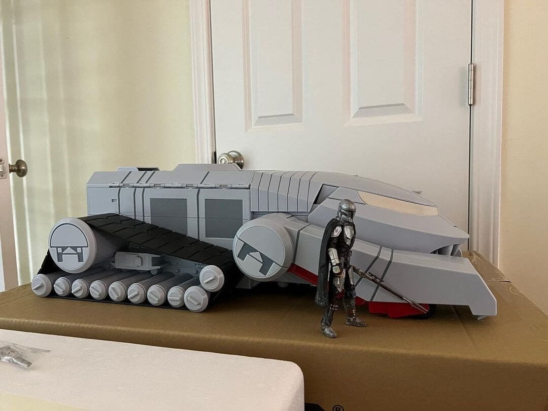 Super7 Ultimates Thundertank 1