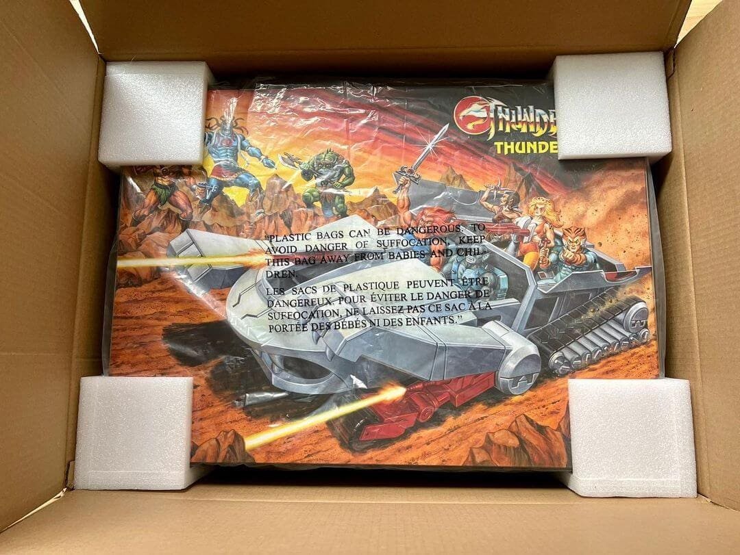 Super7 Ultimates Thundertank package 2