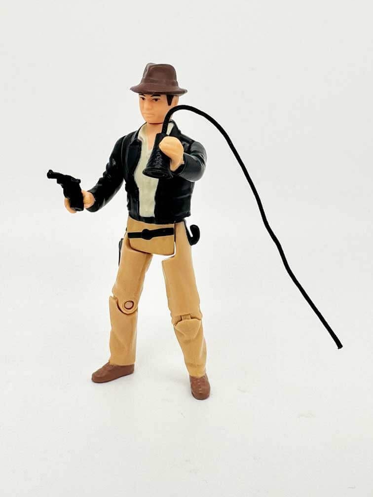 Indiana-Jone-Raiders-of-the-Lost-Ark-Retro-Collection-action-pose-3