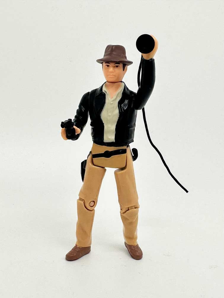 Indiana-Jone-Raiders-of-the-Lost-Ark-Retro-Collection-action-pose-6