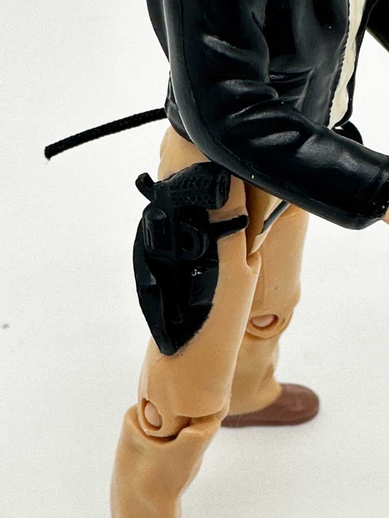 Indiana-Jone-Raiders-of-the-Lost-Ark-Retro-Collection-holster-gun