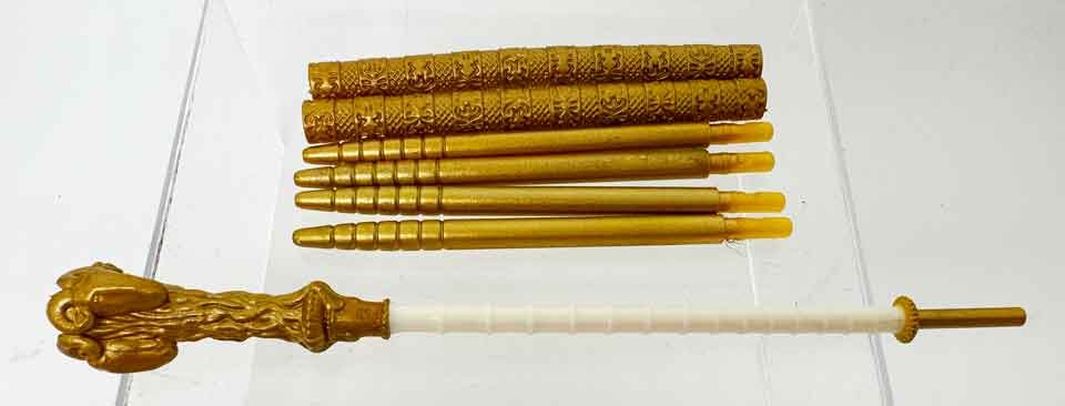 Indiana-Jones-Adventure-Series-Rene-Belloq-accessories