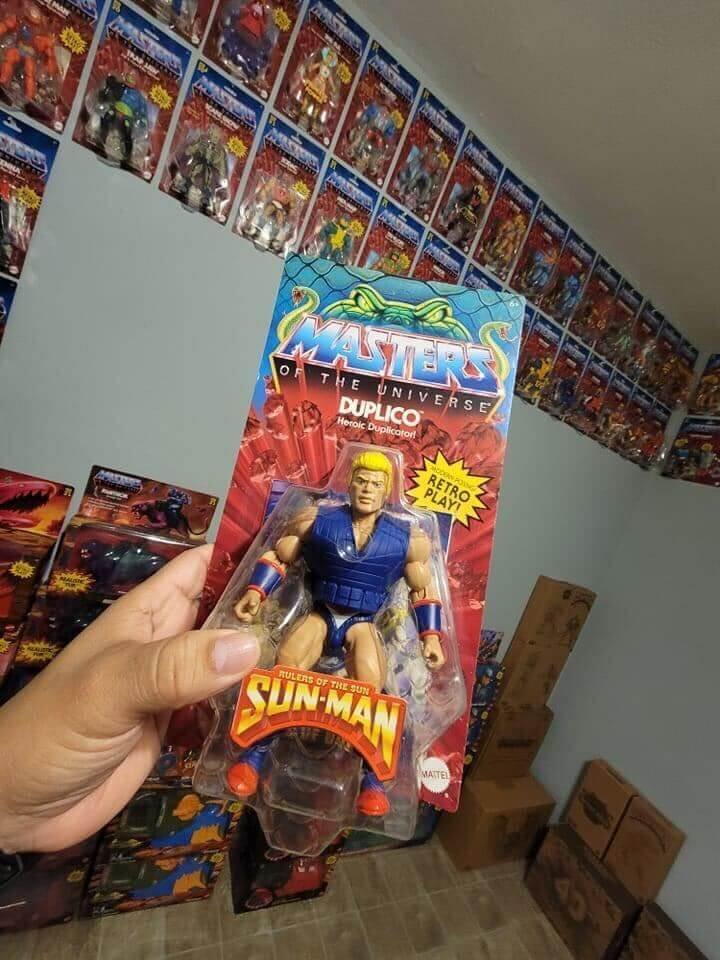 MOTU Origins Duplico Masters of the Universe in hand