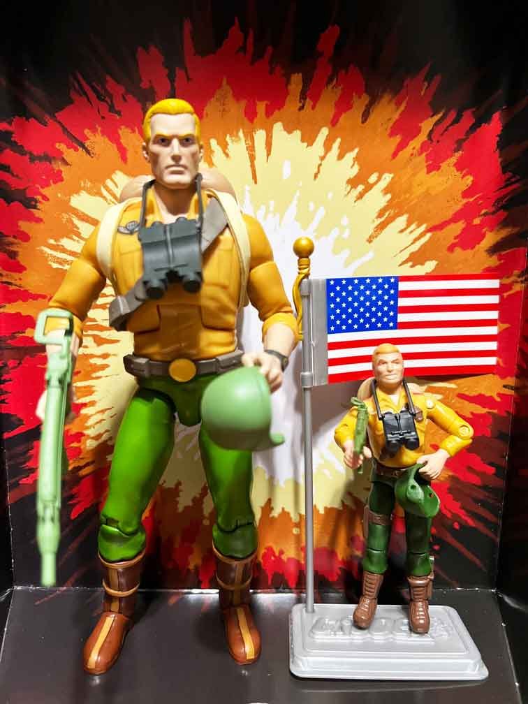 Super7-GI-Joe-Ultimates-Duke-action-shot-18