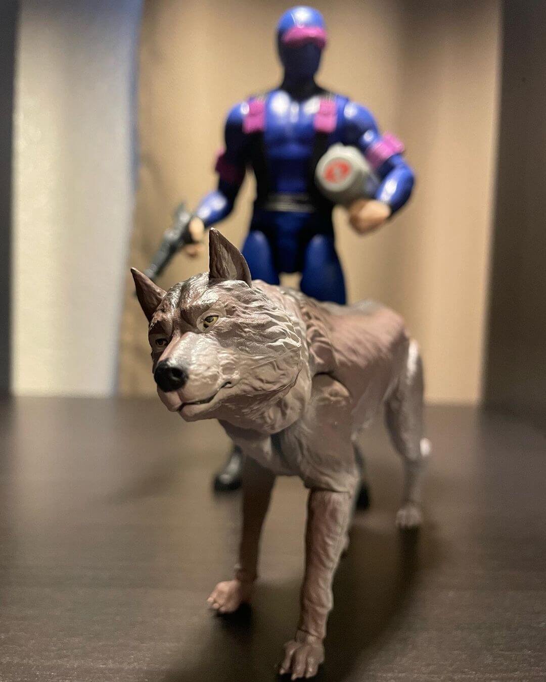 Super7 GI Joe Ultimates Snake Eyes action pose 5