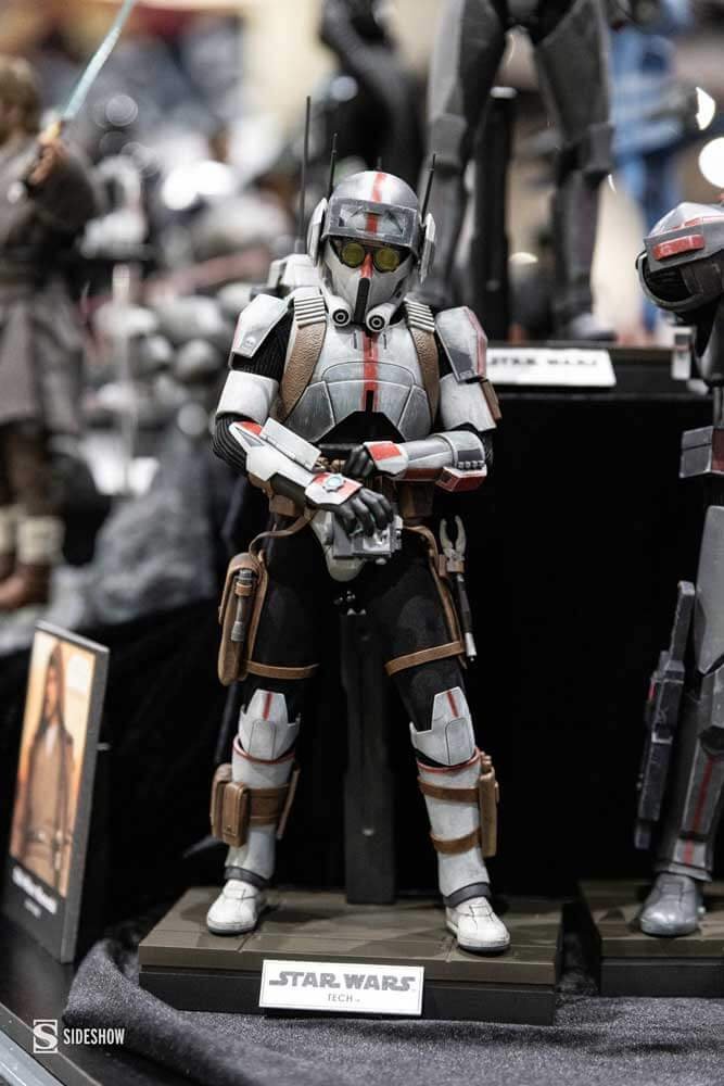 Tech-The-Bad-Batch-Hot-Toys-Sideshow-Con-2022-2
