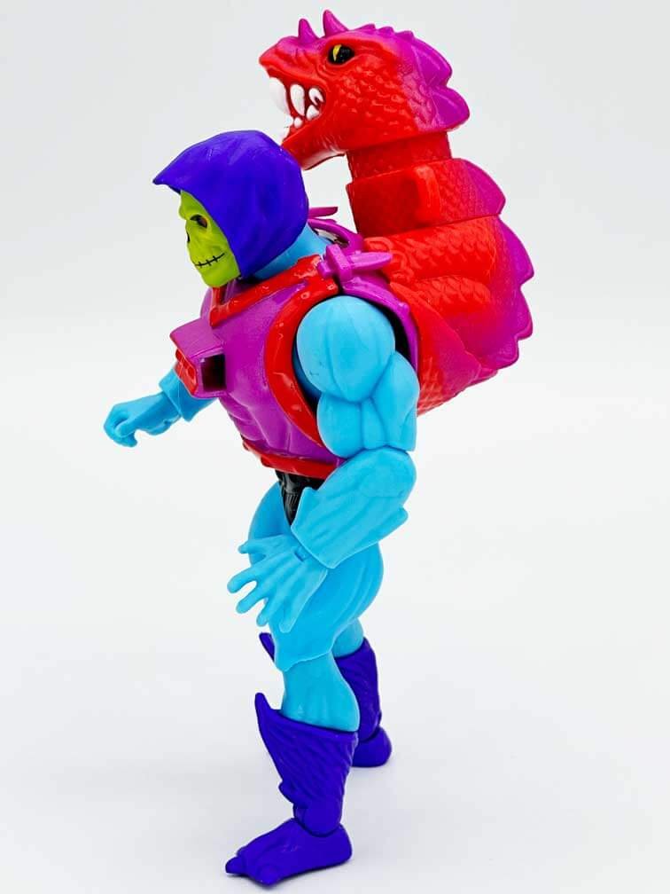 Dragon-Blaster-Skeletor-MOTU-Origins-Left-Profile