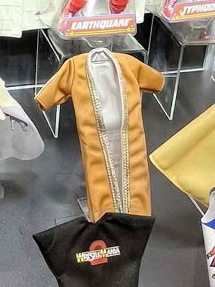 Iron-Sheik-Robe-WWE-Superstars