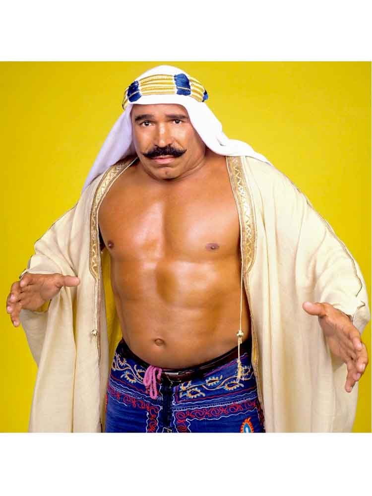 Iron-Sheik-Robe-WWE