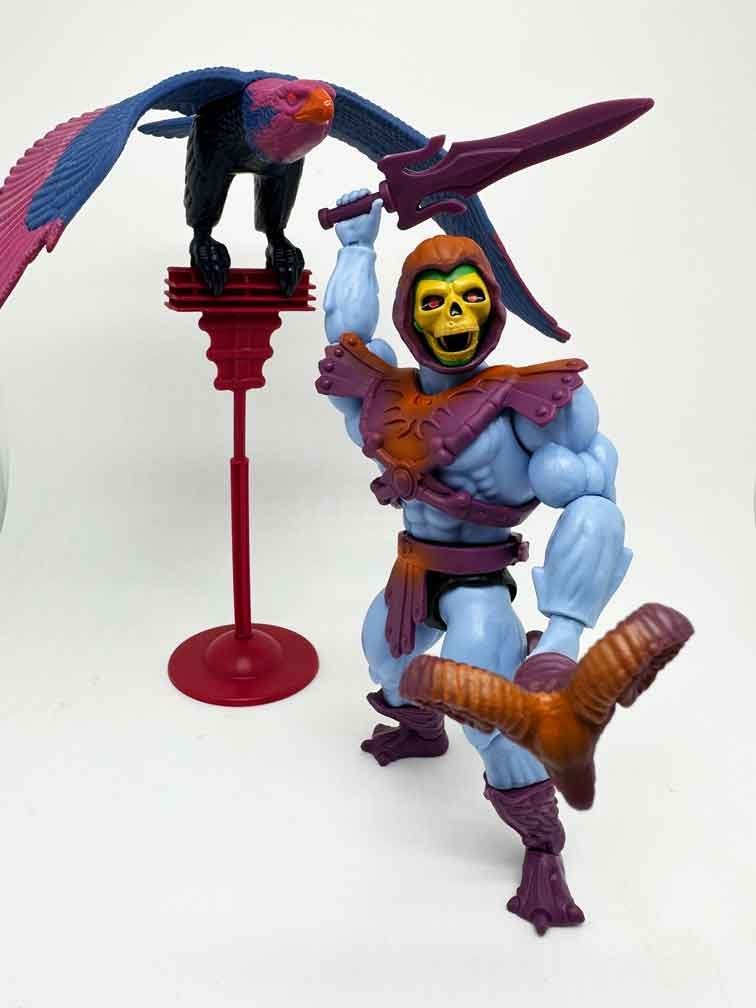 MOTU-Origins-Skeletor-Screech-2-Pack-action-pose-2