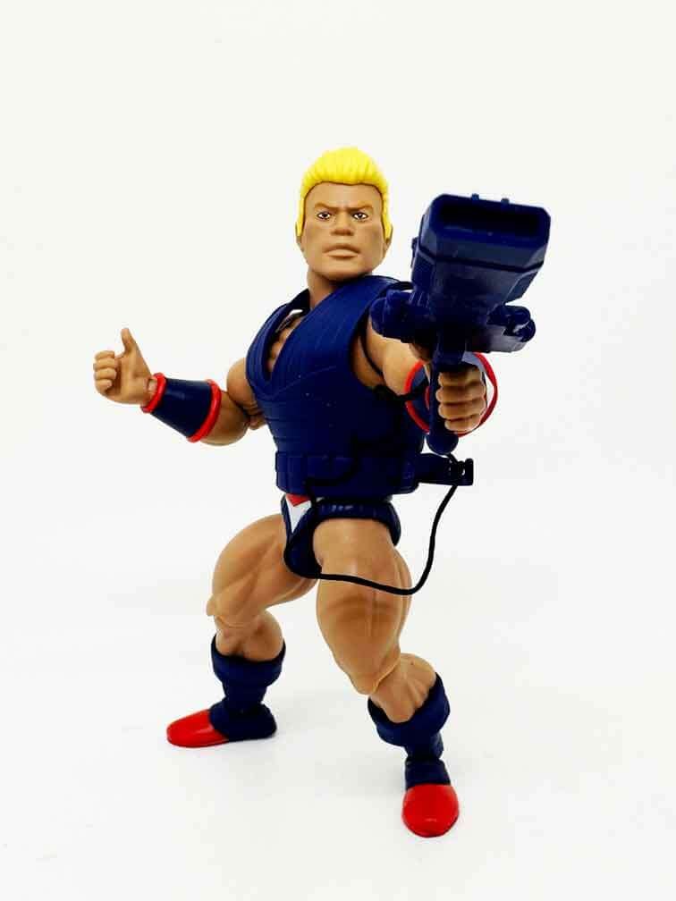 Masters-of-the-Universe-MOTU-Origins-Duplico-In-Hand-action-pose-1