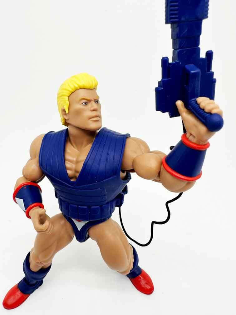 Masters-of-the-Universe-MOTU-Origins-Duplico-In-Hand-action-pose-3