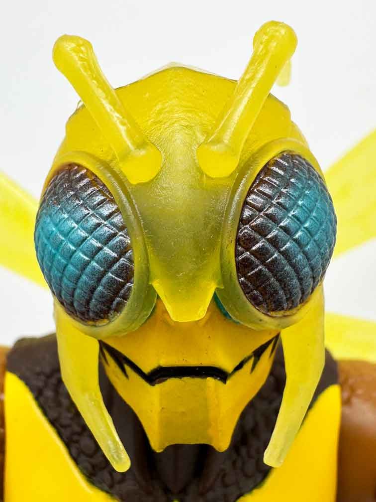 Masterverse-New-Eternia-Buzz-Off-in-hand-helmet-on-front