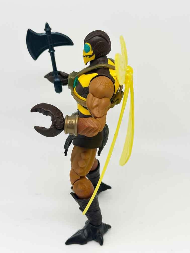 Masterverse-New-Eternia-Buzz-Off-in-hand-left-side