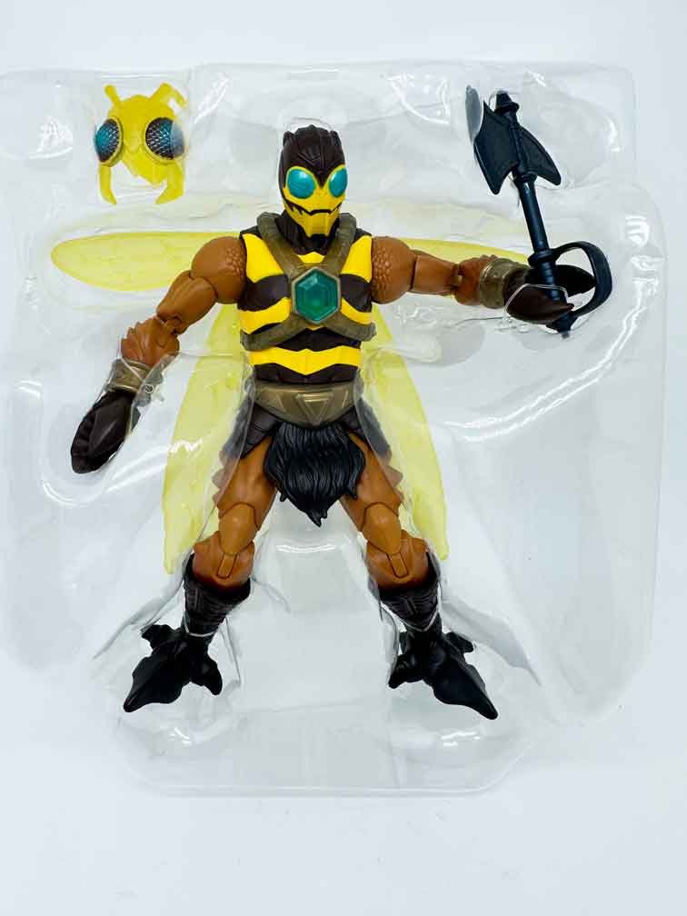 Masterverse-New-Eternia-Buzz-Off-pack-out-in-hand
