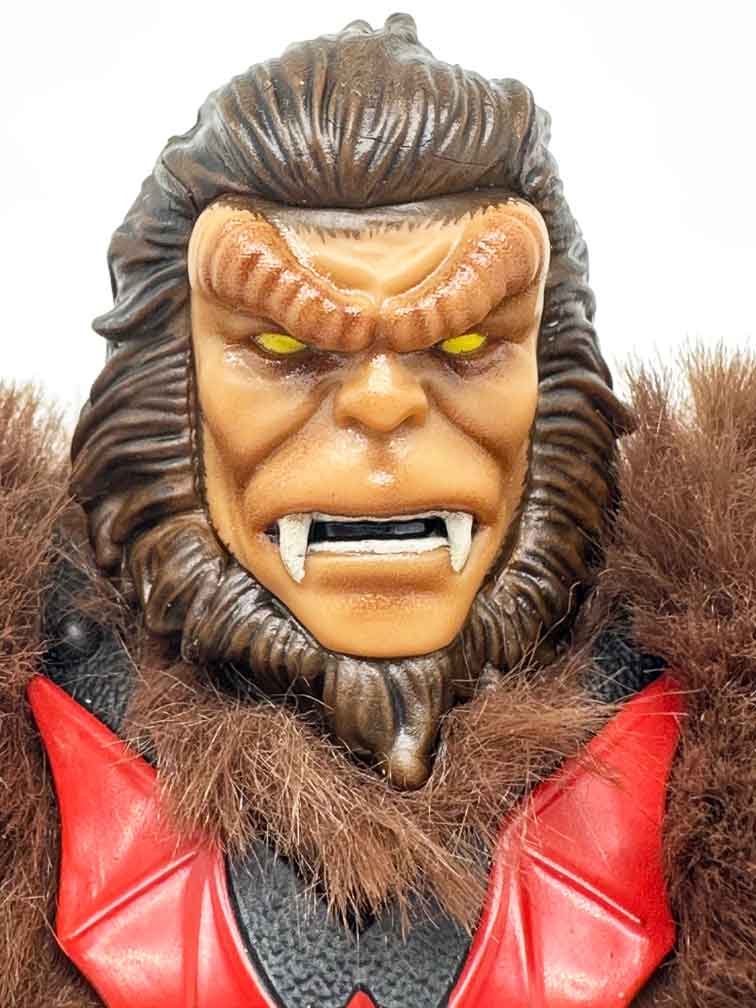 Masterverse-New-Eternia-Grizzlor-in-hand-head-front