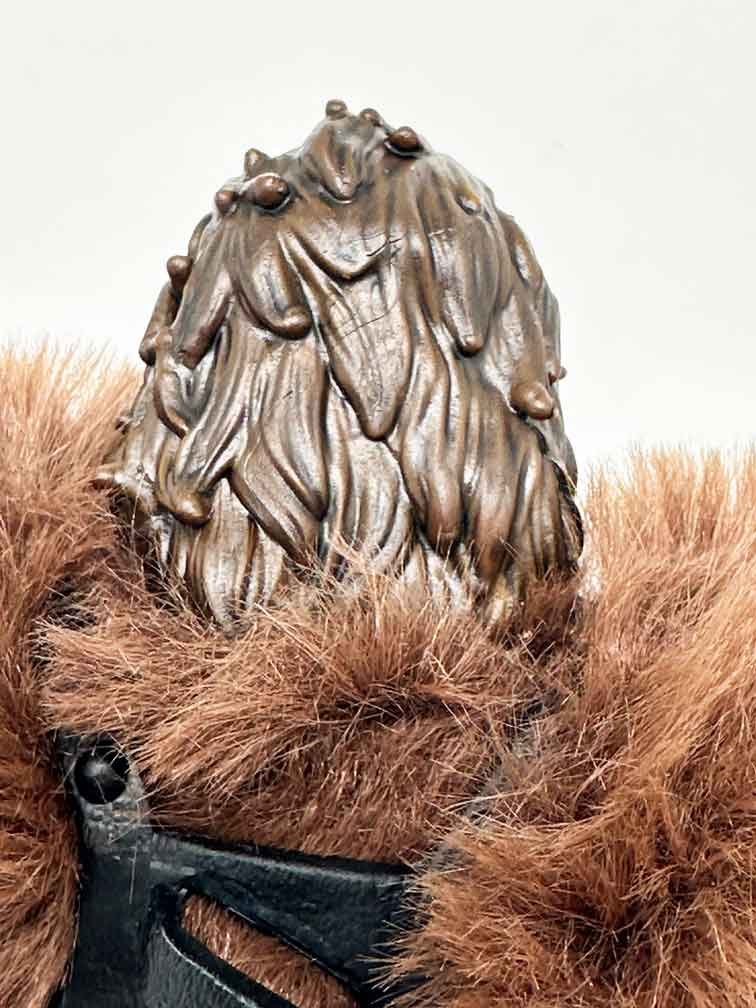 Masterverse-New-Eternia-Grizzlor-in-hand-head-rear