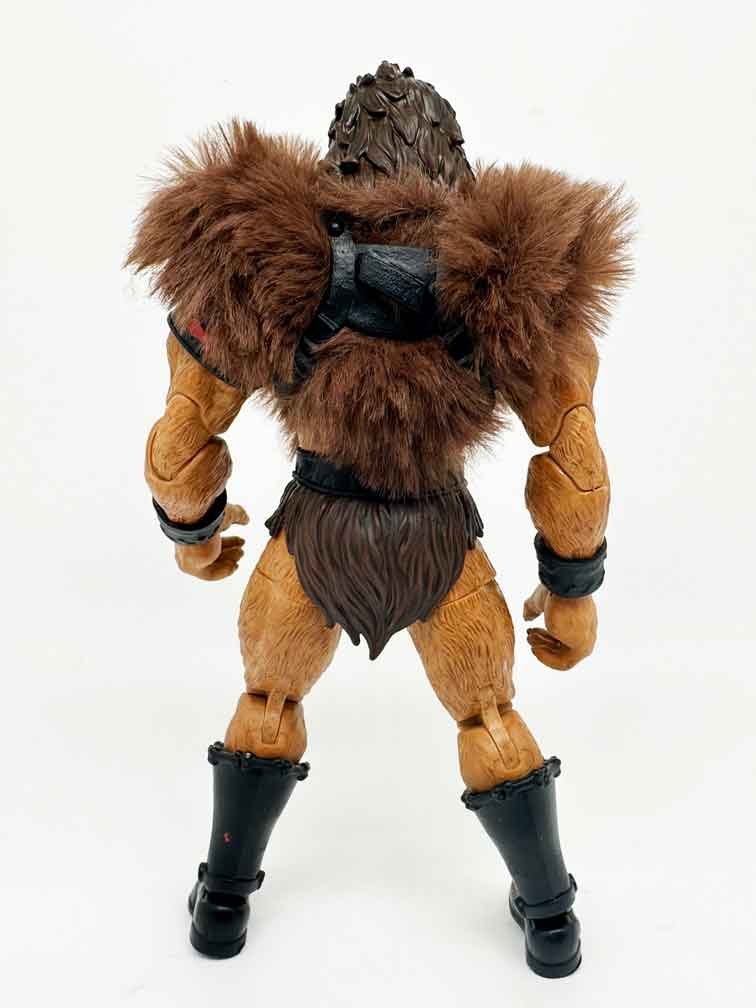 Masterverse-New-Eternia-Grizzlor-in-hand-rear