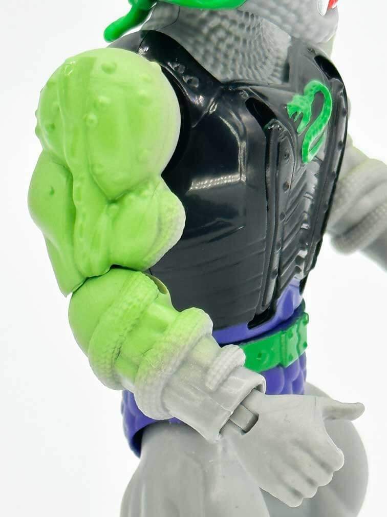 Snake-Face-MOTU-Origins-Right-Arm