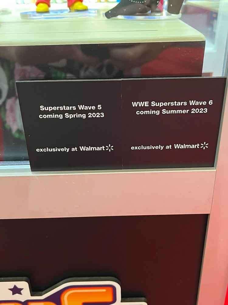 WWE-Superstars-Mattel-Booth-Wrestlemania-39-4