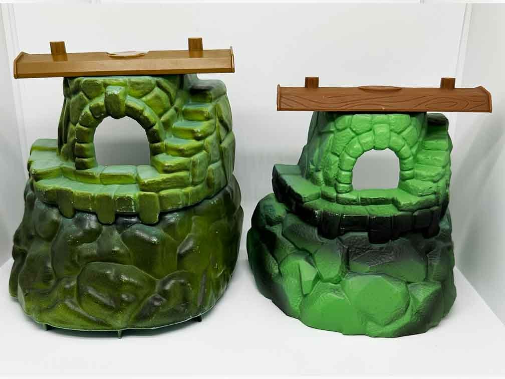 MOTU-Vintage-&-Origins--Point-Dread-front-comparison