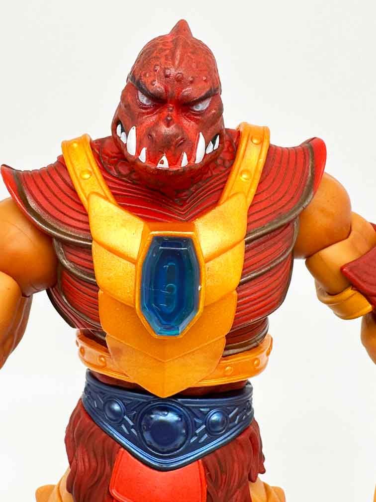 Masterverse-New-Eternia-Clawful-chest-armor-on-front