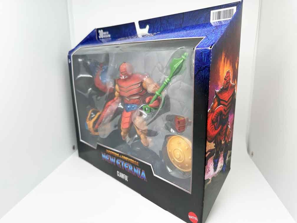 Masterverse-New-Eternia-Clawful-package-front-angle