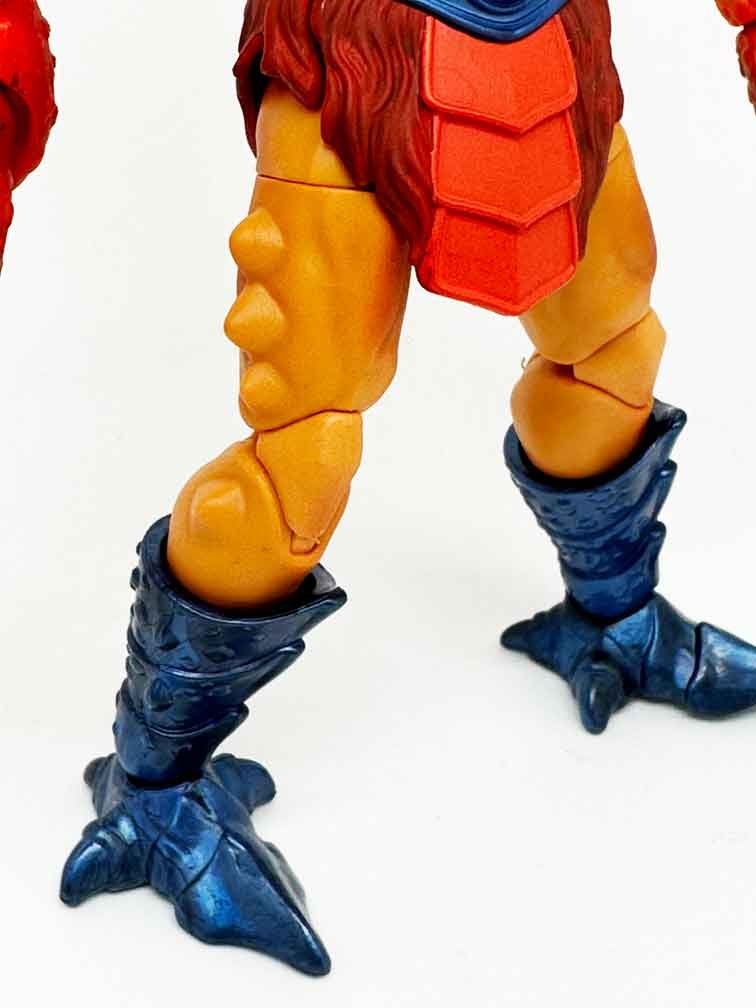 Masterverse-New-Eternia-Clawful-right-leg