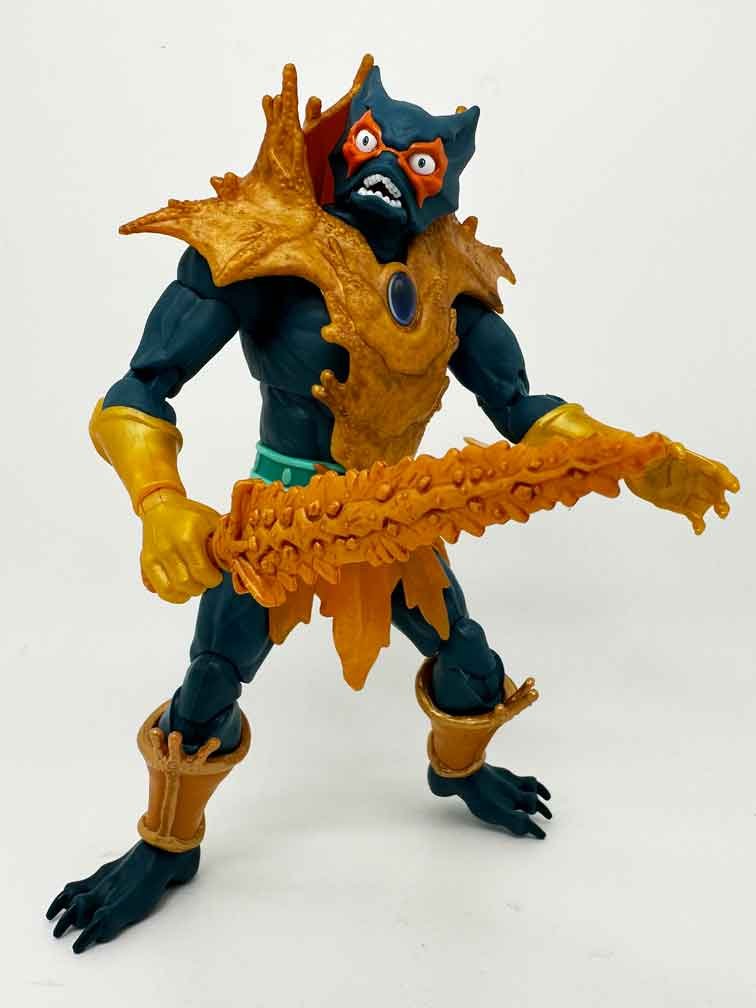 Masterverse-Revelation-Classic-Mer-Man-in-hand-action-pose-4