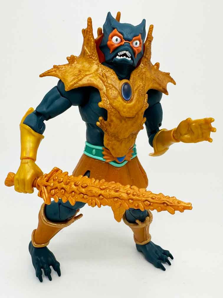 Masterverse-Revelation-Classic-Mer-Man-in-hand-action-pose-6