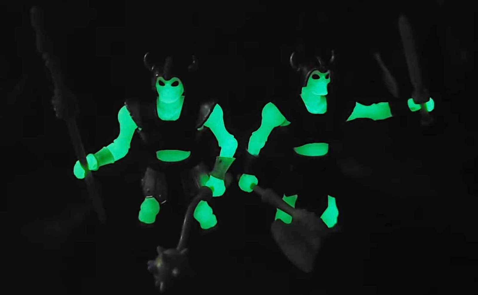 Skeleton-Warriors-MOTU-Origins-In-Hand-10