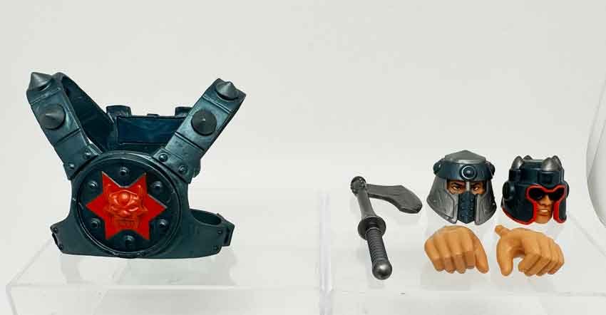 Masterverse-New-Eternia-Ram-Man-accessories