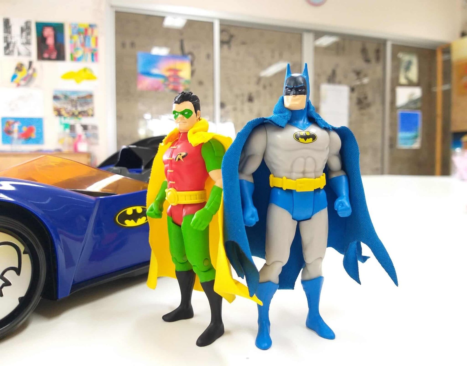 McFarlane Super Powers Wave 4 Batman Robin Batmobile in hand 2