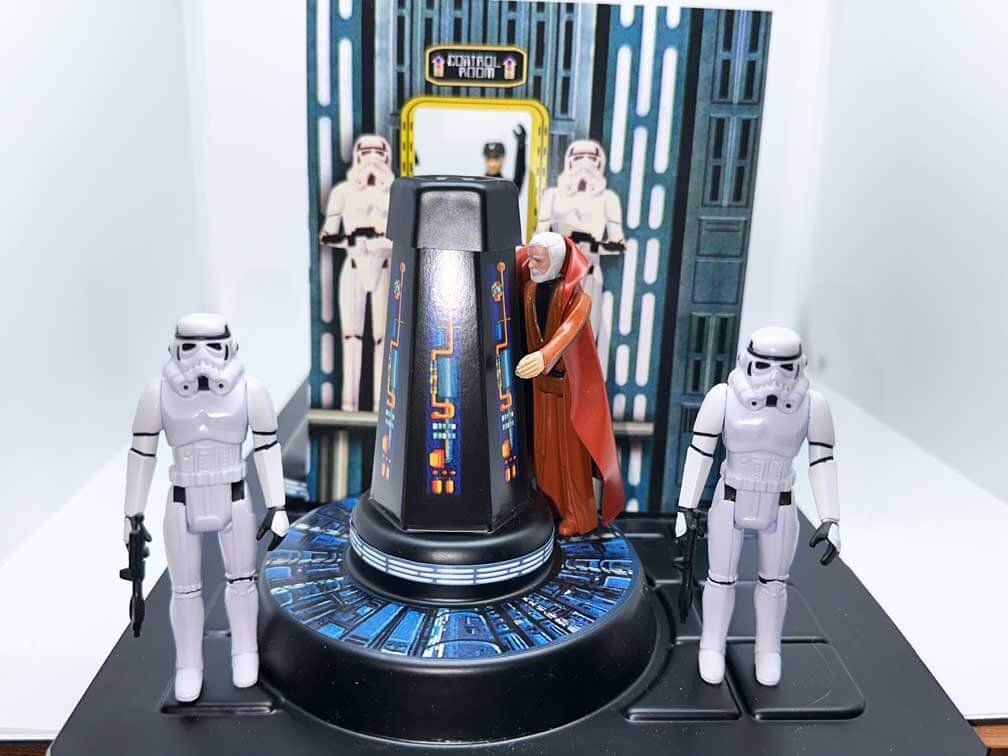 Paleetoy-Death-Star-Detention-Block-action-scene-8