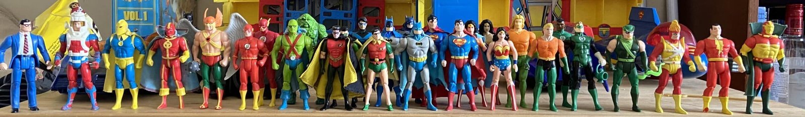 vintage comparison DC Super Powers Wave 4 in hand 2