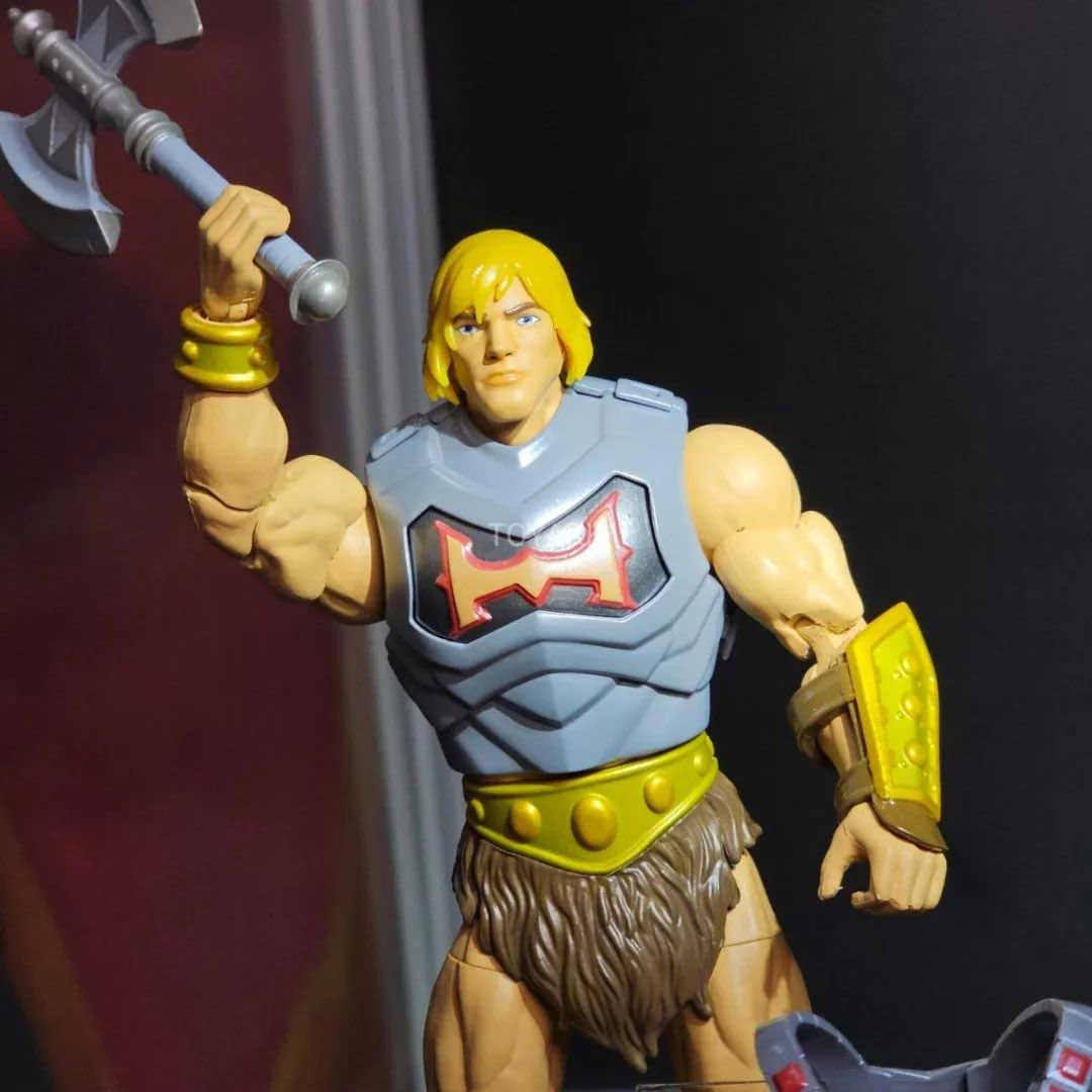 Battle-Armor-He-Man-v2-Masterverse-2