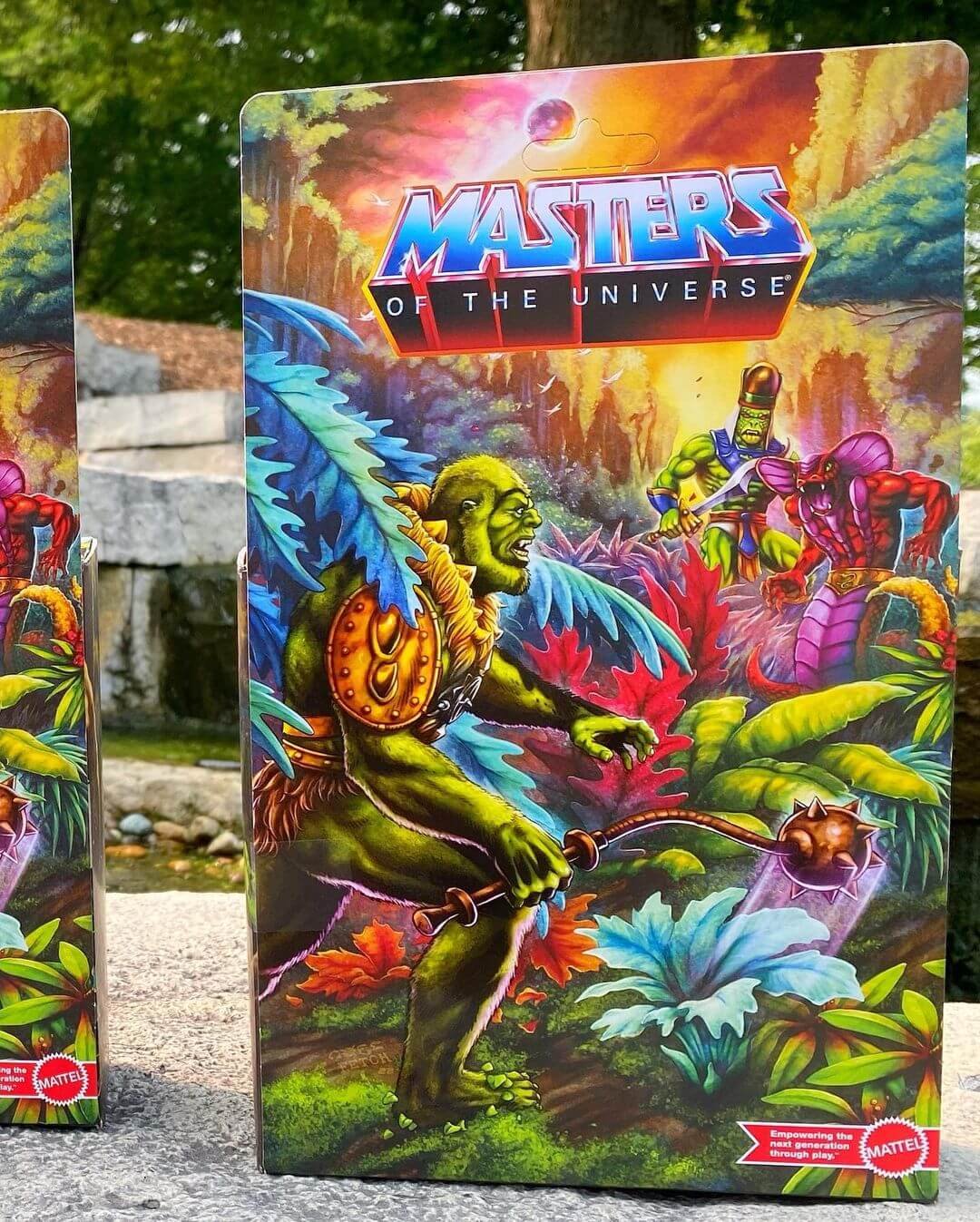 MOTU Origins Moss Man in hand 5