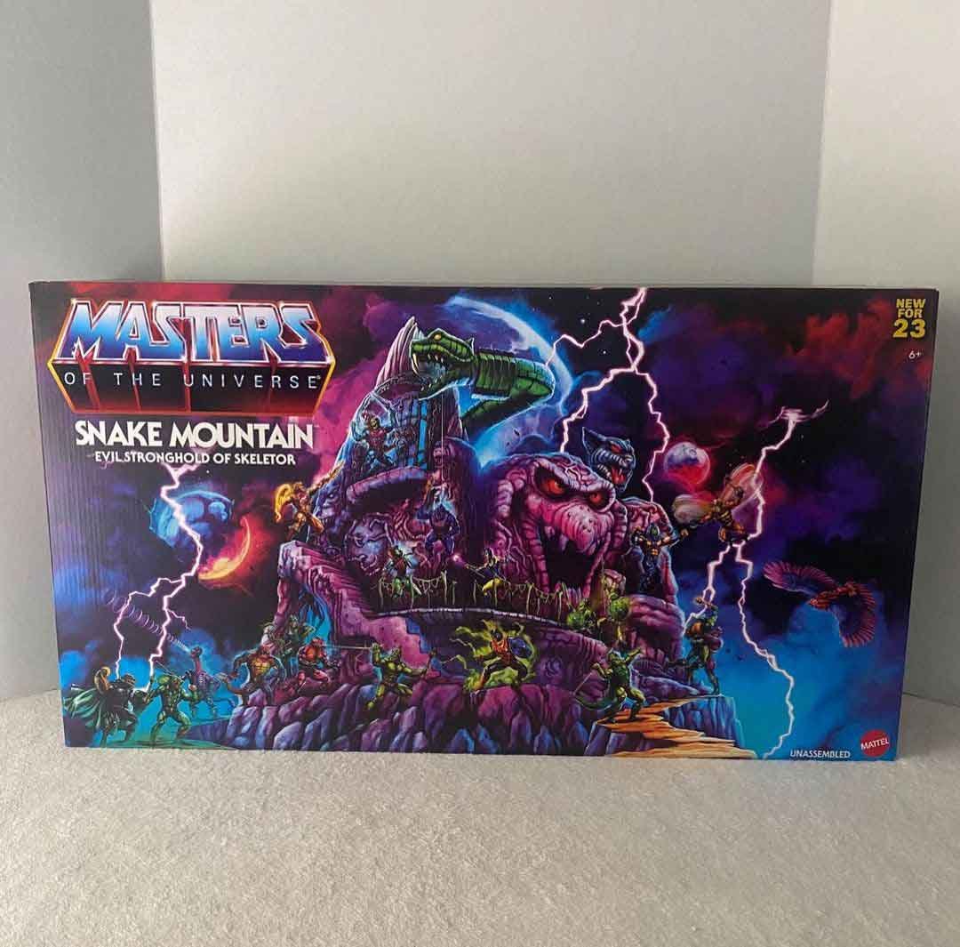 MOTU-Origins-Snake-Mountain-In-Hand-1