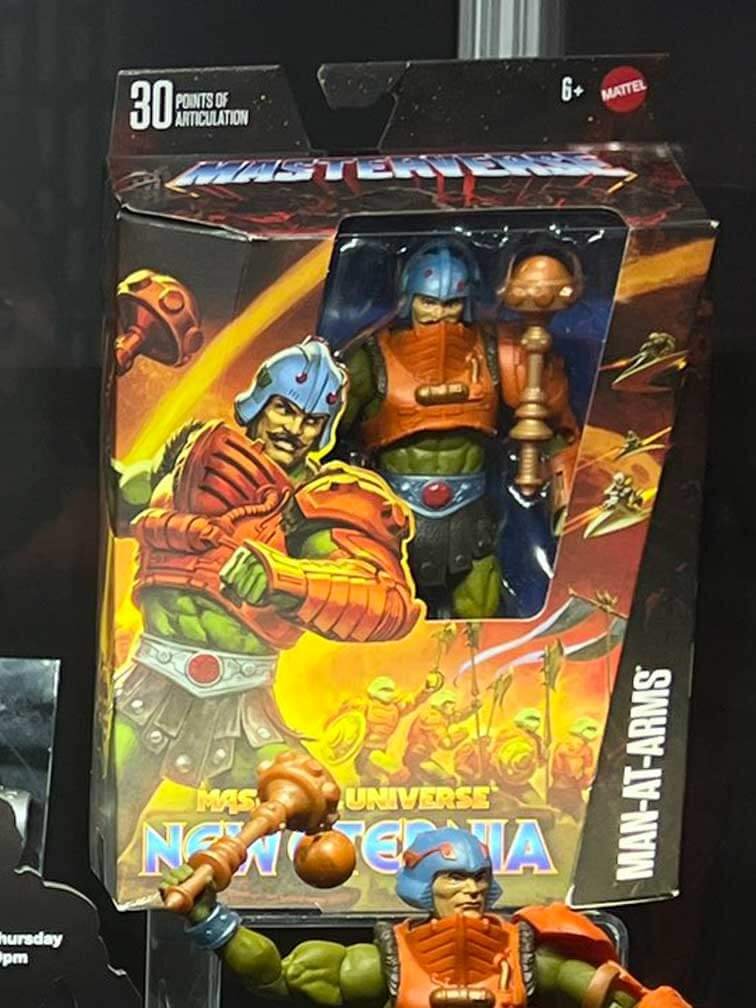 Man-At-Arms-New-Eternia-Masterverse-Box