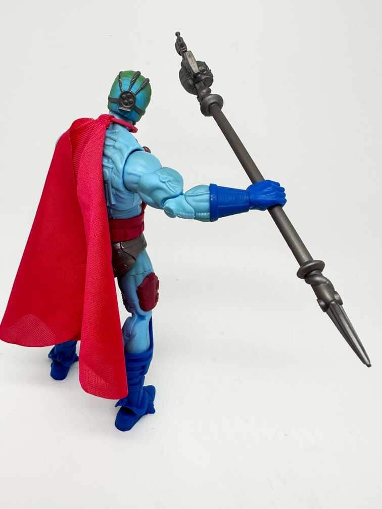 Masterverse-New-Adventures-Skeletor-action-pose-5