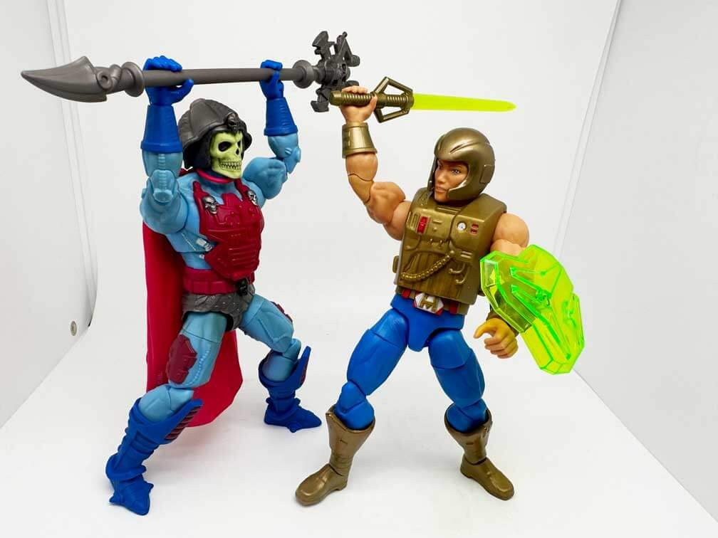 Masterverse-New-Adventures-Skeletor-action-pose-8
