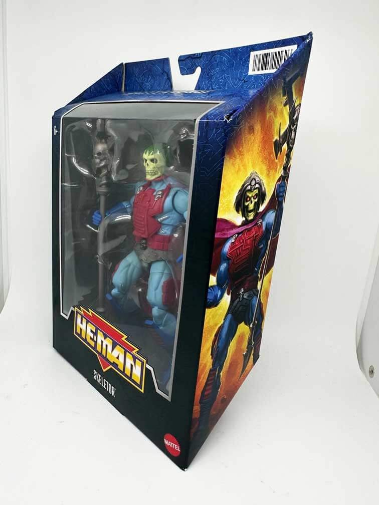 Masterverse-New-Adventures-Skeletor--package-front-angle