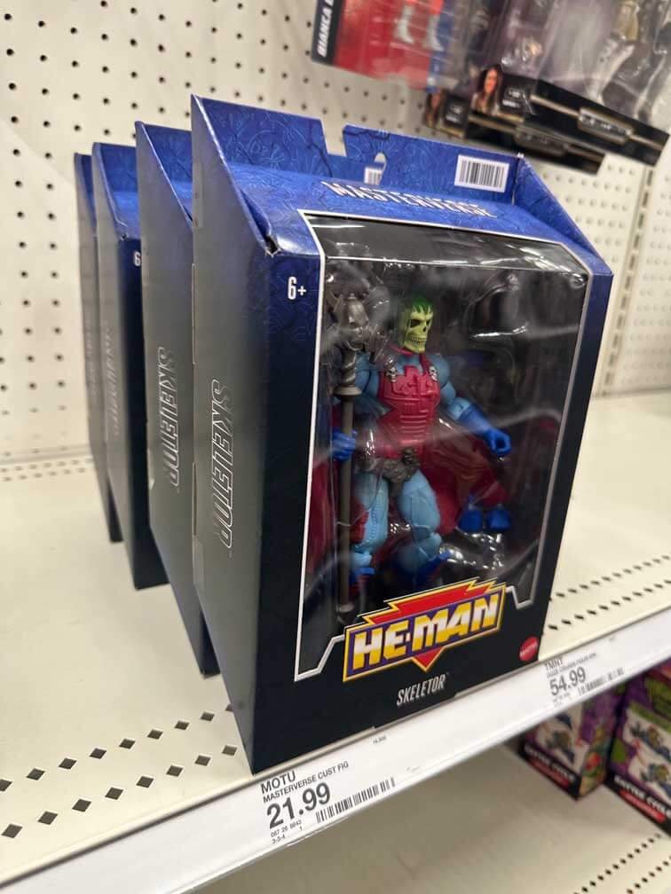 New-Adventures-Masterverse-Skeletor-Target-Exclusive-on-shelves-2a